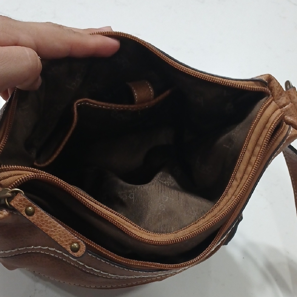 BOC Tan and Brown Women's Shoulder Bag Excellent Cond. All Man Made Materials - Picture 9 of 10